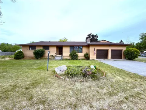504 9th Ave, Oroville, WA 98844