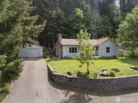 120 NE Riverhill Ln, Belfair, WA 98528
