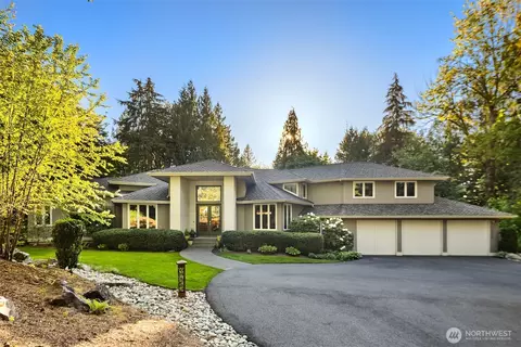 16915 226th Ave NE, Woodinville, WA 98077
