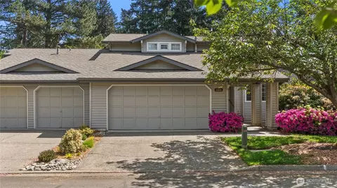 6614 113th Pl SE, Bellevue, WA 98006