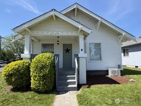6722 S J St, Tacoma, WA 98408