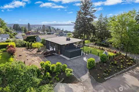 1814 Starling St, Steilacoom, WA 98388