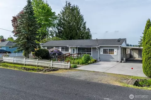 3425 Pennsylvania Rd, Longview, WA 98632