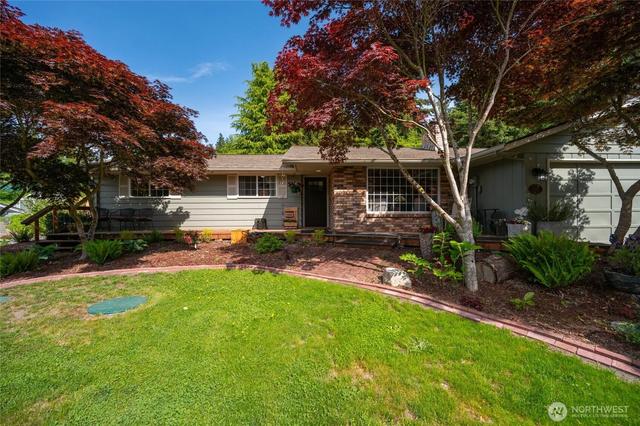 2114 S Cedar Hills Dr, Mount Vernon, WA 98274