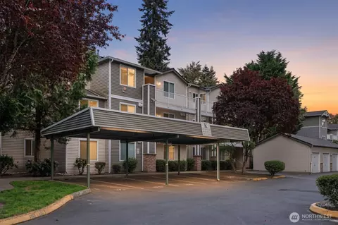 12530 Admiralty Way #K204, Everett, WA 98204