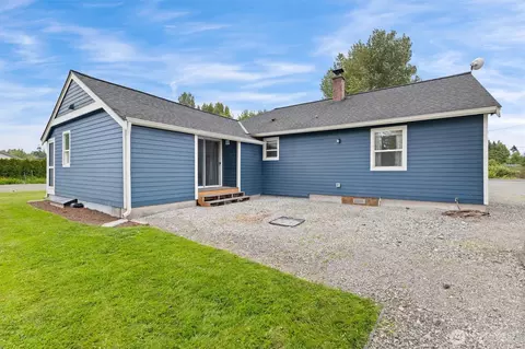 Exterior - 9007 Van Buren Rd, Everson, WA 98247 photo 9 of 11