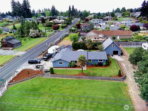 6919 90th St E, Puyallup, WA 98371