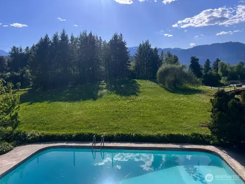 9656 North Rd, Peshastin, WA 98847