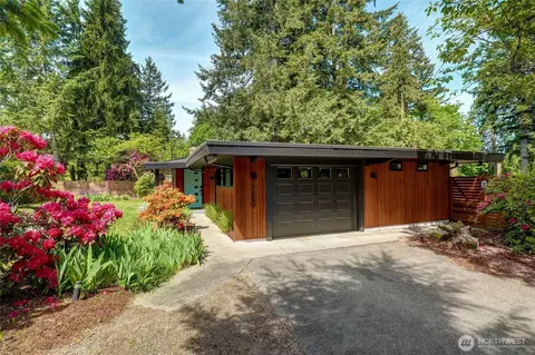 17050 NE 95th St, Redmond, WA 98052