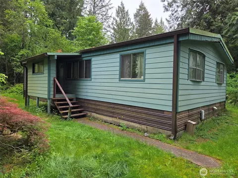 4120 107th Ave SW, Olympia, WA 98512