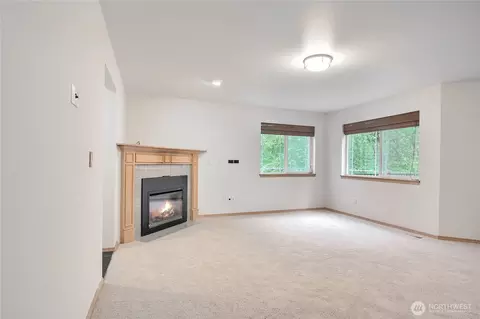 Living - 9430 NE 181st Ln, Bothell, WA 98011 photo 1 of 3