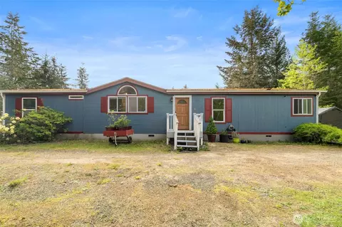 300 E Sunset Ridge Rd, Union, WA 98592