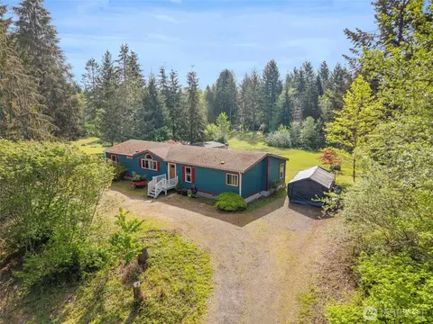 300 E Sunset Ridge Rd, Union, WA 98592