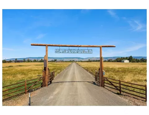 407 Walker Dr, Ellensburg, WA 98926