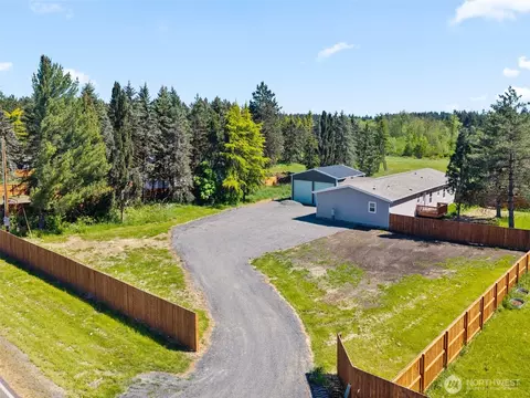 1090 Koontz Rd, Chehalis, WA 98532