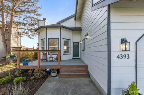 4393 Saltspring Dr, Ferndale, WA 98248