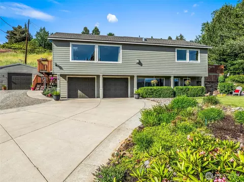 316 Easy St, Wenatchee, WA 98801
