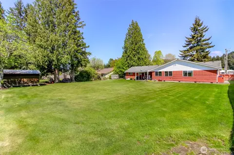 Exterior - 45223 284th Ave SE, Enumclaw, WA 98022 photo 7 of 9