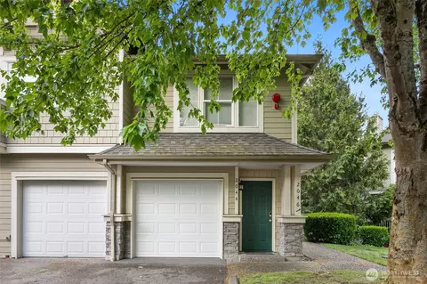 2044 Newport Way NW #11-6, Issaquah, WA 98027