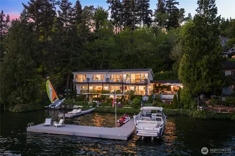 8097 W Mercer Way, Mercer Island, WA 98040