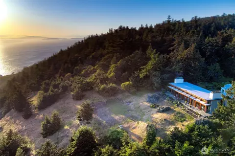 653 Hannah Rd, San Juan Island, WA 98250