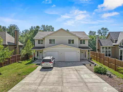 50 A Marina Dr #A, Cathlamet, WA 98612