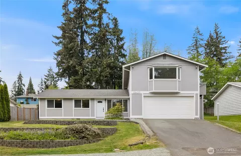 5807 141st St SW, Edmonds, WA 98026