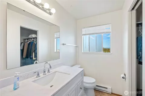 Bath - 318 3rd Ave S, Edmonds, WA 98026 photo 1 of 2