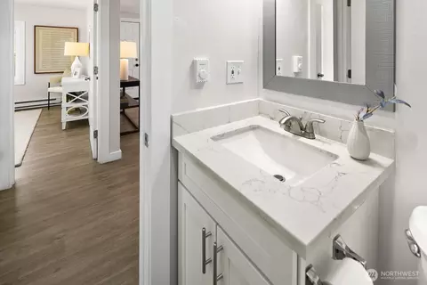 Entry Way - 9032 15th Ave SW, Seattle, WA 98106 photo 1 of 1