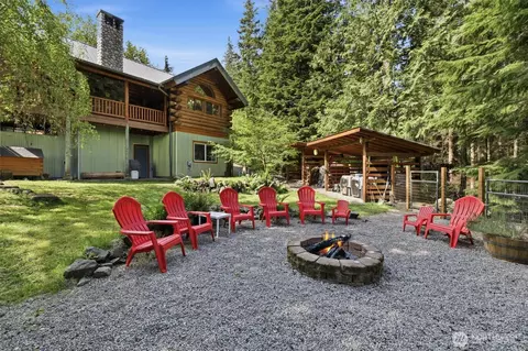 34184 SE 327th Pl, Ravensdale, WA 98051