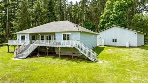 152 E Morris Rd, Coupeville, WA 98239
