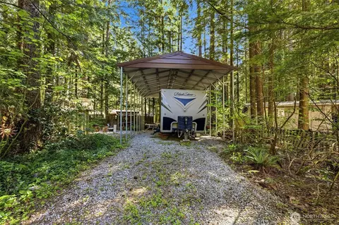 1164 Alder Ln, Sumas, WA 98295