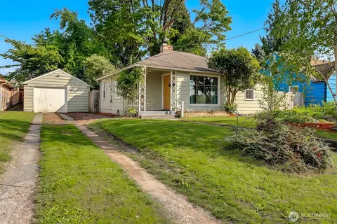 12238 76th Ave S, Seattle, WA 98178
