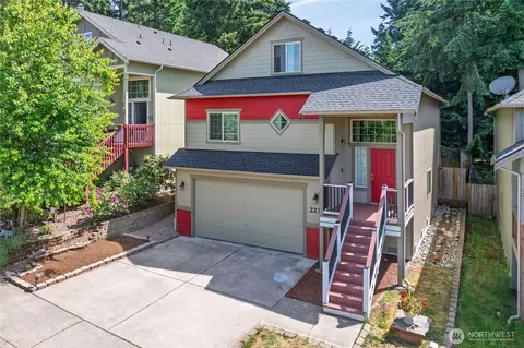 2231 SE Kelby Cir, Port Orchard, WA 98366