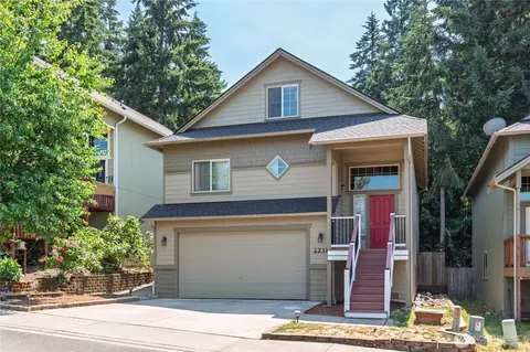 2231 SE Kelby Cir, Port Orchard, WA 98366
