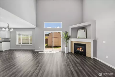 Living - 7249 Radius Loop SE, Lacey, WA 98513 photo 2 of 4