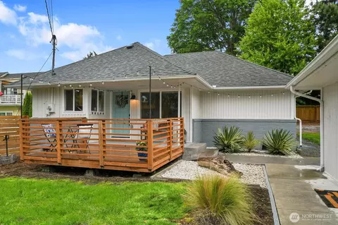 406 Prospect Ave, Mukilteo, WA 98275