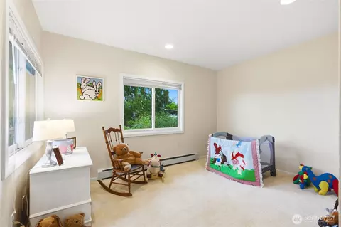 Bedroom - 250 Heather Rd, Everett, WA 98203 photo 3 of 5