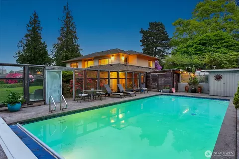 Exterior - 250 Heather Rd, Everett, WA 98203 photo 3 of 9