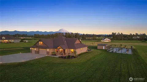 23308 70th St E, Buckley, WA 98321