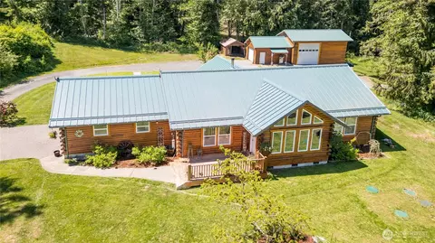 134 Bishop Rd, Port Angeles, WA 98363