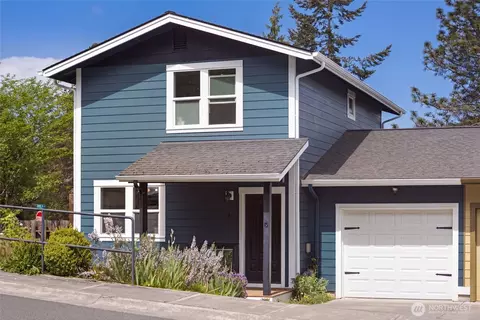 1014 Park St #1A, Friday Harbor, WA 98250