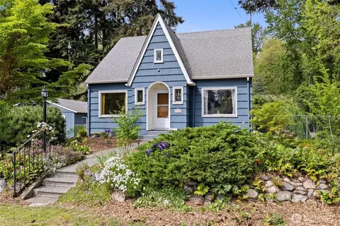 9726 F St E, Tacoma, WA 98445