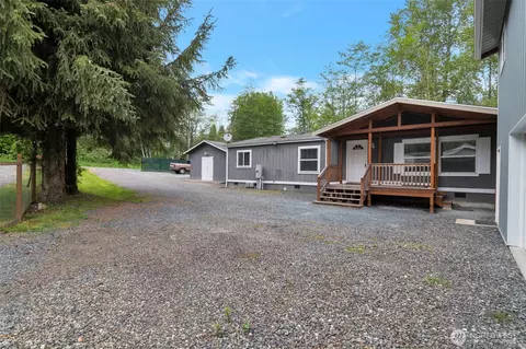 19515 95th Ave NE, Arlington, WA 98223
