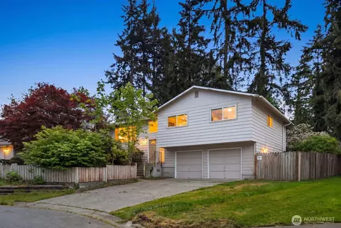 21627 9th Pl W, Bothell, WA 98021