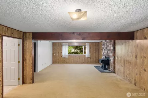 Living - 21627 9th Pl W, Bothell, WA 98021 photo 8 of 9