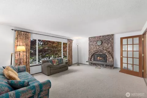 Living - 21627 9th Pl W, Bothell, WA 98021 photo 1 of 9