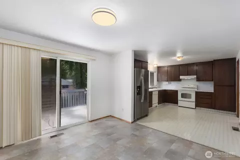 Other - 21627 9th Pl W, Bothell, WA 98021 photo 4 of 11