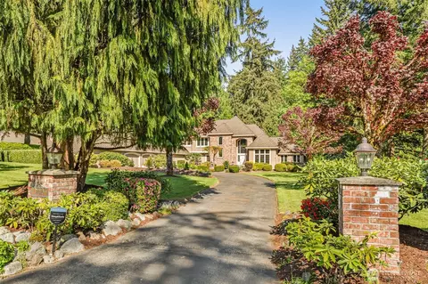 14350 172nd Ave NE, Redmond, WA 98052