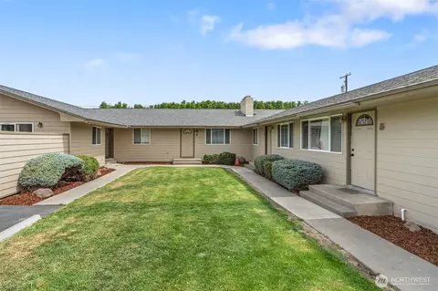 1011 1013 1015 S 48th Ave, Yakima, WA 98908